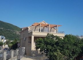 Отель Apartments and Rooms Lijesevic  Будва